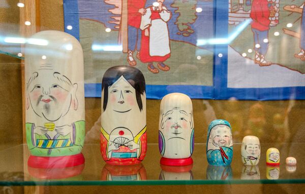 Matryoshka japonesa retratando o deus Fukuruma - Sputnik Brasil