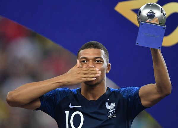 Kylian Mbappé, melhor jogador jovem da Copa do Mundo FIFA 2018 - Sputnik Brasil