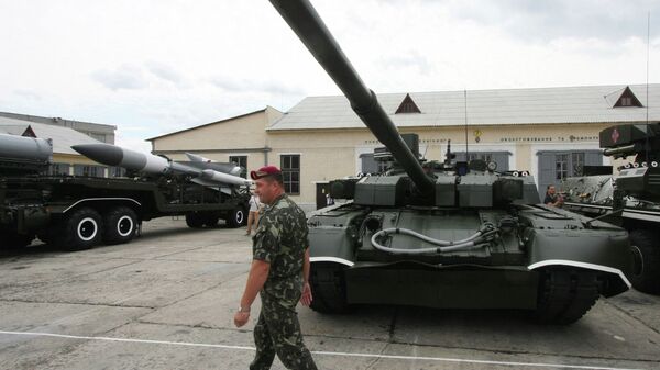 Tanque T-84 Oplot das Forças Armadas da Ucrânia - Sputnik Brasil