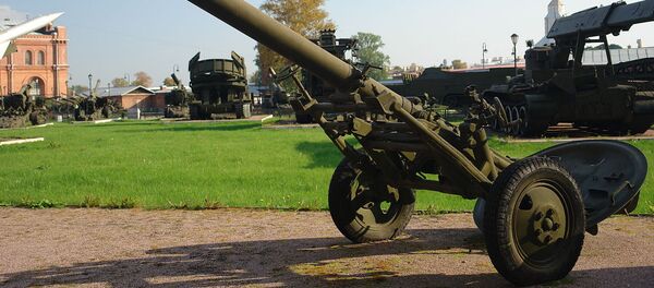 Morteiro M-160 (foto de arquivo) - Sputnik Brasil