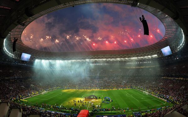 Fogo de artifício na final da Copa do Mundo 2018 em Moscou. - Sputnik Brasil