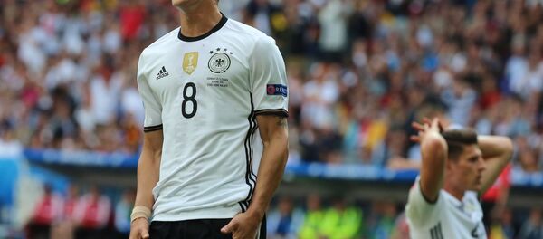 Mesut Ozil, da Alemanha, na Eurocopa 2016, realizada na França - Sputnik Brasil