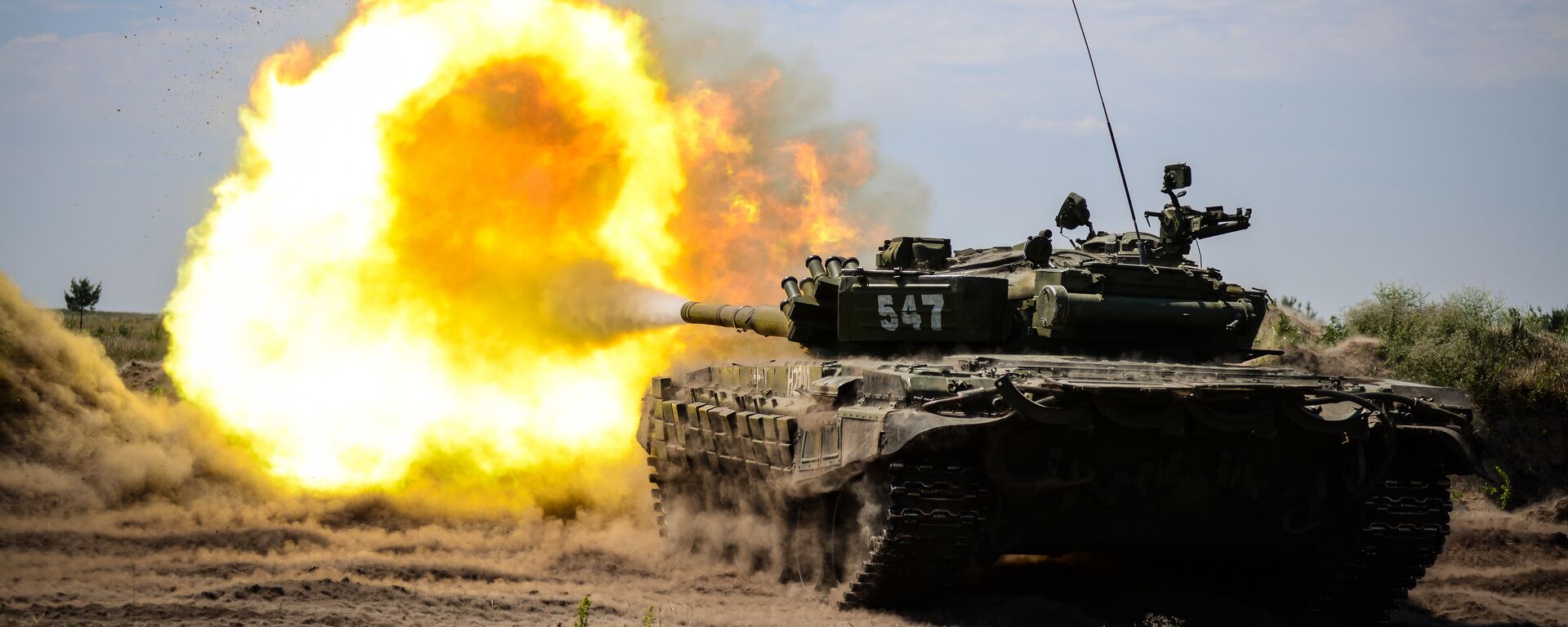 Tanque T-72B durante treinamentos no polígono Pogonovo, Rússia, 27 de junho de 2018 - Sputnik Brasil, 1920, 25.10.2024