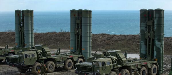 Sistemas de defesa antimísseis S-400 da Rússia (foto do arquivo) - Sputnik Brasil