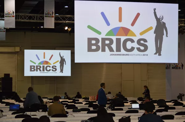 Banco do BRICS obtém avaliação máxima da Agência de Crédito japonesa Banco do BRICS obtém avaliação máxima da Agência de Crédito japonesa - Sputnik Brasil
