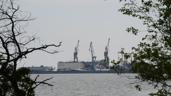 Vista para o porto de Mariupol, 13 de maio de 2014 - Sputnik Brasil