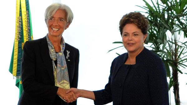 A presidenta brasileira, Dilma Rousseff, em encontro com a diretora do FMI, Christine Lagarde - Sputnik Brasil
