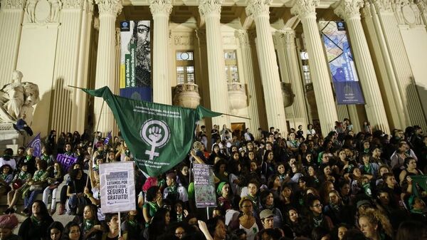 Marcha pela legalização do aborto na América Latina, no Rio de Janeiro - Sputnik Brasil