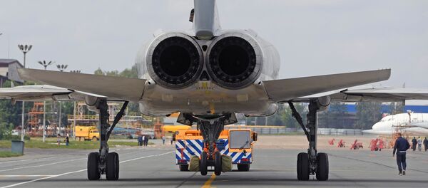 Cerimônia de rolagem do bombardeiro modernizado russo Tu-22M3M, em Kazan - Sputnik Brasil