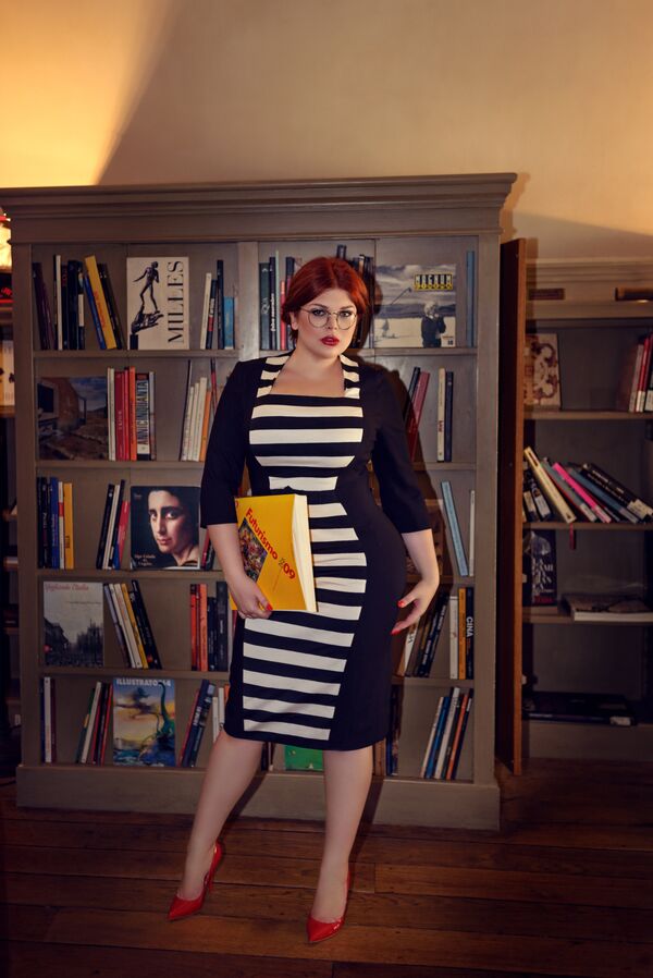 Modelo russa plus size Yulia Rybakova - Sputnik Brasil