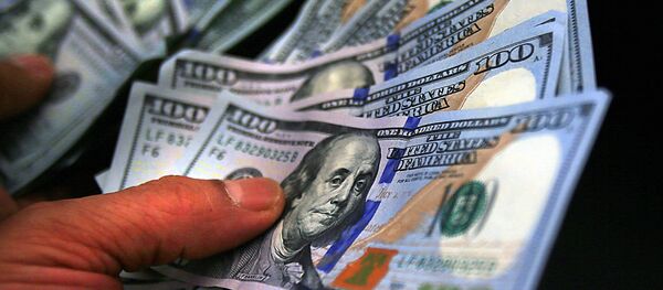 Dólar atinge maior cotação em dez anos - Sputnik Brasil