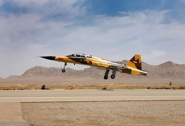 Caça Kowsar, o primeiro de produção iraniana - Sputnik Brasil