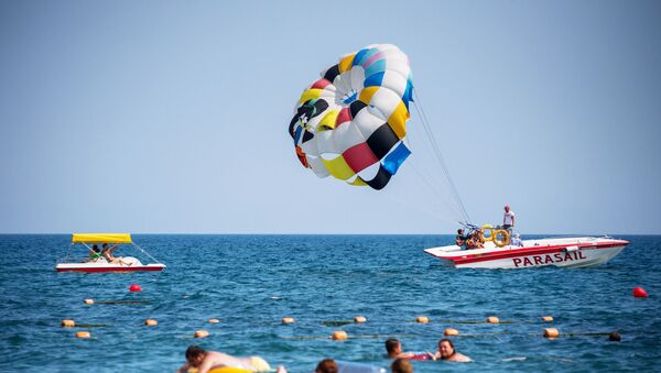 Uma praia - Sputnik Brasil