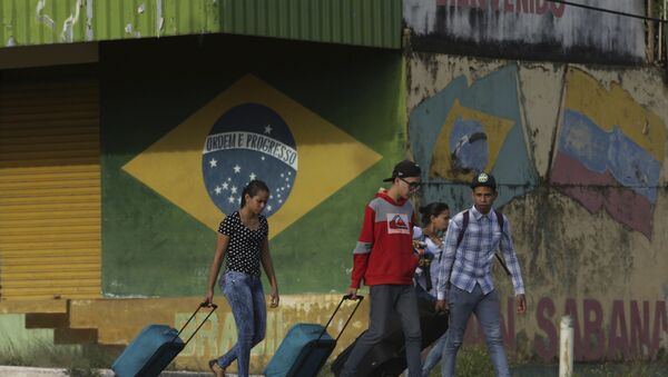 Migrantes venezolanos en el estado de Roraima, Brasil - Sputnik Brasil