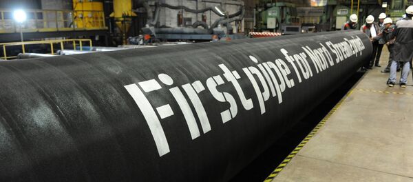 Primeiros tubos para o projeto Nord Stream 2 em uma fábrica da OMK em Vyksa, Rússia. - Sputnik Brasil