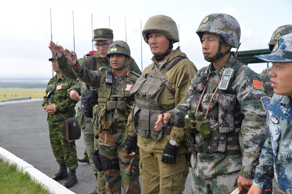 Índia procurará compensar cortes no orçamento de defesa com aluguel de equipamento, diz especialista - Sputnik Brasil