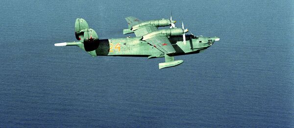 Aeronave anfíbia antissubmarino Be-12 - Sputnik Brasil