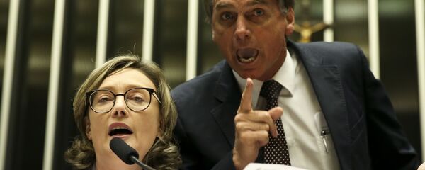 Deputada Maria do Rosário (PT-RS) e o deputado Jair Bolsonaro (PSL) - Sputnik Brasil