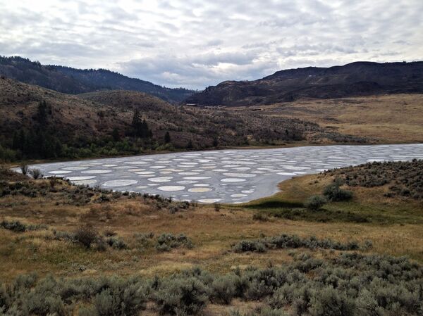 O lago Manchado, no Canadá - Sputnik Brasil