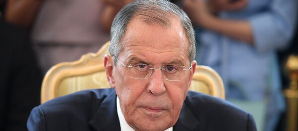 Ministro das Relações Exteriores da Rússia, Sergei Lavrov, durante conversações com homólogo japonês Taro Kono (imagem de arquivo) - Sputnik Brasil