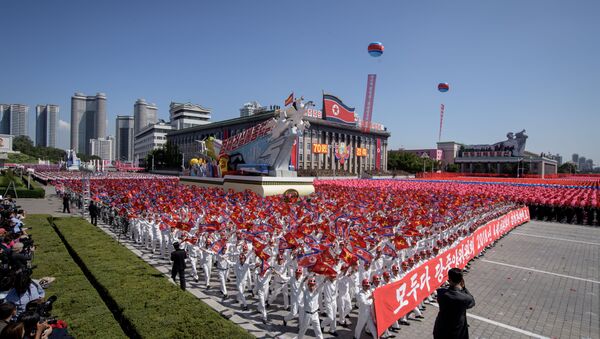 Celebração do 70º aniversário da fundação da Coreia do Norte - Sputnik Brasil