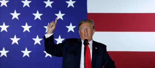 Presidente dos EUA, Donald Trump, fala em evento de arrecadação de fundos do Partido Republicano em Fargo, Dakota do Norte, EUA, em 7 de setembro de 2018 - Sputnik Brasil