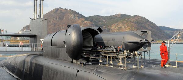 Submarino nuclear americano da classe Ohio no porto de Busan, Coreia do Sul - Sputnik Brasil