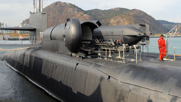 Submarino nuclear americano da classe Ohio no porto de Busan, Coreia do Sul - Sputnik Brasil