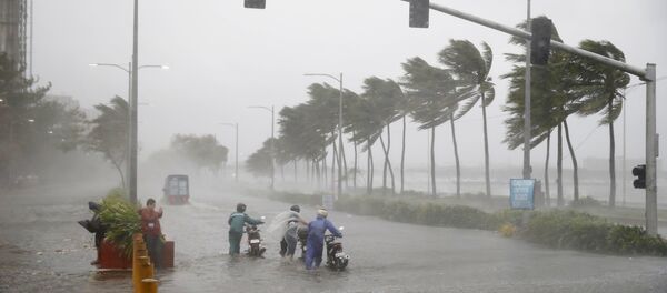 Tufão Mangkhut nas Filipinas - Sputnik Brasil