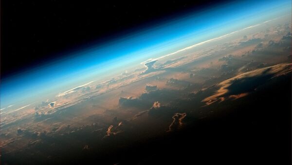 Vista da Terra desde o espaço (imagem ilustrativa) - Sputnik Brasil