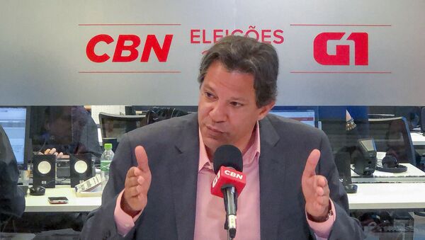 Fernando Haddad, candidato do PT a presidente, durante entrevista na rádio CBN, em São Paulo - Sputnik Brasil