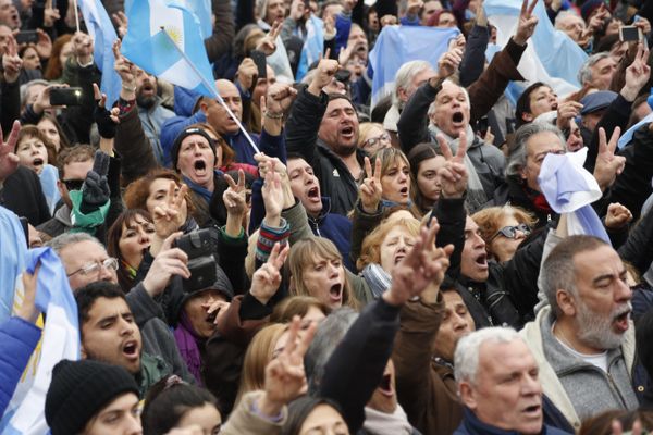 Europa tem voz no FMI, mas EUA têm decisão final, diz especialista sobre dívida argentina - Sputnik Brasil