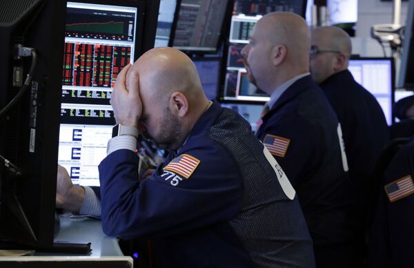 China minimizou impacto econômico, enquanto EUA correm risco de se tornar país zumbi, diz economista - Sputnik Brasil