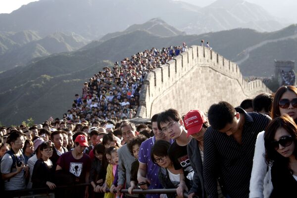 Turistas na grande Muralha da China - Sputnik Brasil