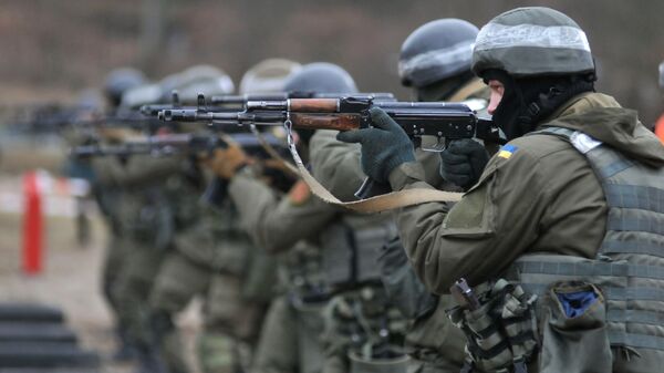 Militares da Guarda Nacional da Ucrânia se treinam conforme os padrões da OTAN (foto de arquivo) - Sputnik Brasil