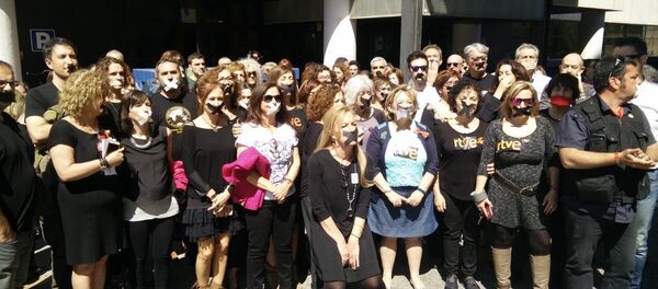 Funcionárias da emissora estatal Corporação de Rádio e Televisão Espanhola (RTVE) - Sputnik Brasil