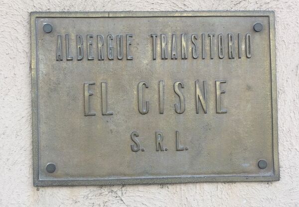Placa de Albergue Transitório em Buenos Aires, na Argentina - Sputnik Brasil