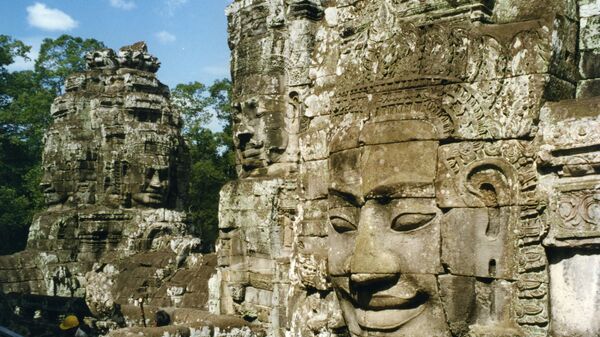 Ruínas na região de Angkor, Camboja. - Sputnik Brasil