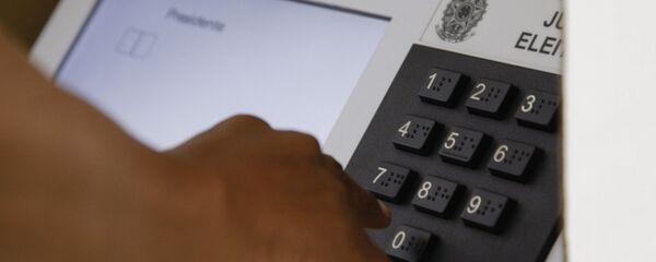 Urna eletrônica no Brasil (foto referencial) - Sputnik Brasil
