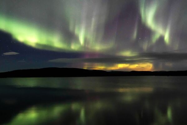 Aurora Boreal na região de Murmansk, na Rússia - Sputnik Brasil