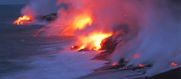 Vulcão Kilauea no Parque Nacional dos Vulcões, no Hawaii - Sputnik Brasil