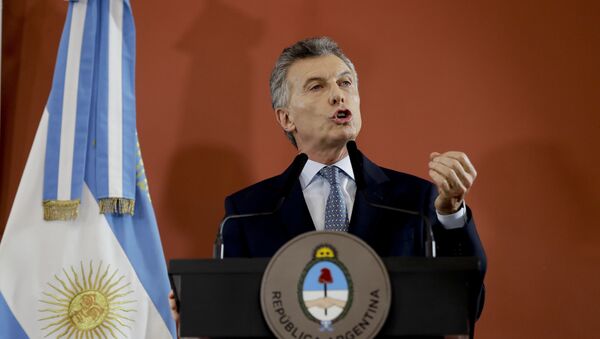 Argentina's President Mauricio Macri speaks from the government house in Buenos Aires, Argentina Thursday, Sept. 27, 2018. - Sputnik Brasil