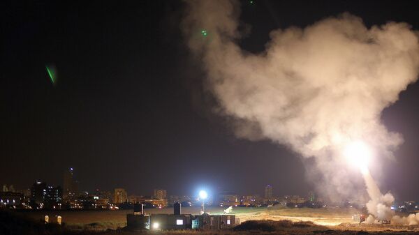Iron Dome system intercepts Gaza rockets aimed at central Israel - Sputnik Brasil