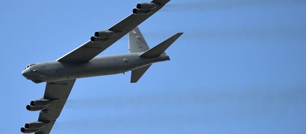 Bombardeiro norte-americano B-52 Stratofortress - Sputnik Brasil