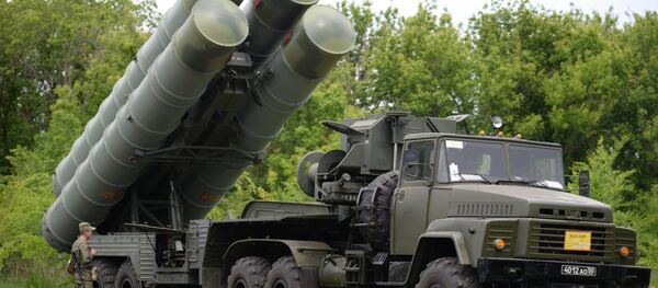 Sistema de misiles antiaéreo S-300 - Sputnik Brasil
