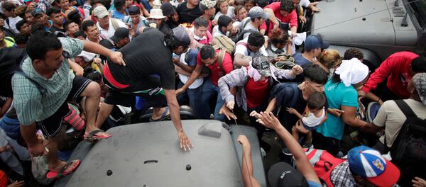 Migrantes hondureños en Tecún Umán - Sputnik Brasil