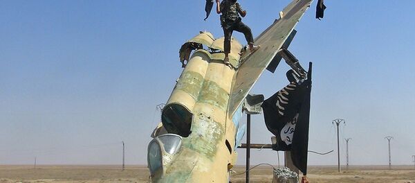 Militantes do Estado Islâmico Militantes do Estado Islâmico - Sputnik Brasil