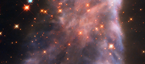 Fantasma de Cassiopeia, uma nebulosa oficialmente conhecida como IC 63 e localizada à distância de 550 anos-luz da Terra na constelação de Cassiopeia - Sputnik Brasil