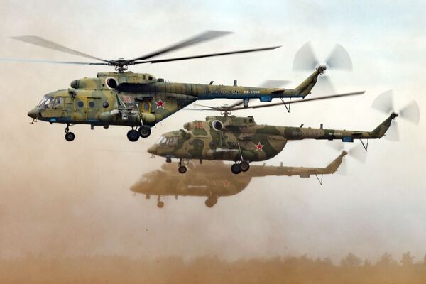 Helicópteros Mi-8 durante exercícios no polígono de Tsugol, na região de Transbaikal - Sputnik Brasil