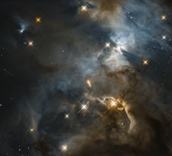 Sombra do Batman gigantesca capturada pelo telescópio Hubble - Sputnik Brasil